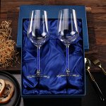 Бокалы для вина. Гейзеры. Красивые пробки