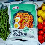Рисовые палочки с остро-сладким соусом Chao Niangao 280 гр