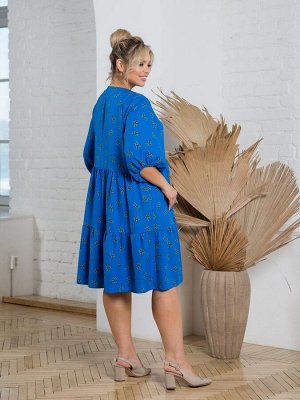 Платье Красивое платье из легкой ткани - Ниагара. Модель отрезная по линии талии. Расцветка цветочный принт на синем.   V-образная горловина. Рукава 3/4 36 см., низ на резинке. Юбка состоит из двух яр