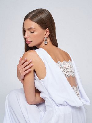 Платье белое длины макси без рукавов с кружевной вставкой на спине