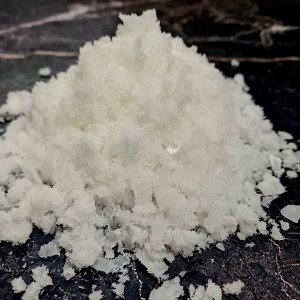 BUSTAN BUDUR Бишофитно-магниевая антистрессовая соль для ванн Shajarat Alsarw &quot;Кипарис&quot;, 500 гр