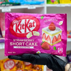 KitKat Strawberry Short Cake 150g - КитКат клубничный песочный торт. 10шт