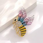 Брелоки, ремни, подвески, заколки, украшения