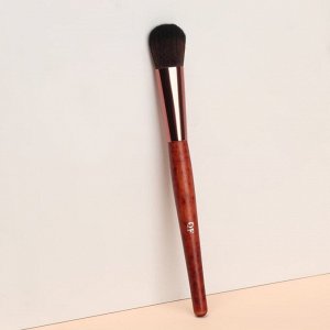 Кисть для макияжа «Brush WOOD», 18 (+/- 1) см, цвет коричневый
