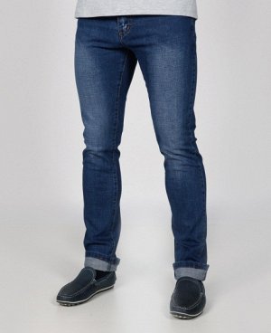 . Синий
Молодежные пятикарманные джинсы зауженного кроя, с застежкой на молнию.
Состав: 85% - хлопок, 10% - полиэстер, 5% - эластан.
