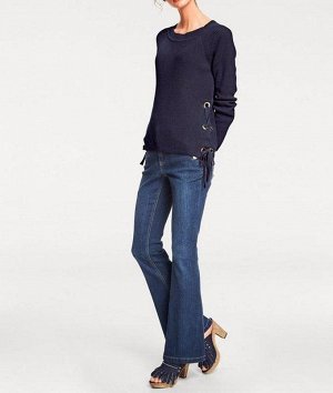 1к Rick Cardona  Пуловер, синий  Изысканный пуловер с эффектной шнуровкой сбоку с клепками. Обрамляющий фигуру силуэт с женственным круглым вырезом горловины и длинными рукавами. Длина ок. 60 см. Удоб