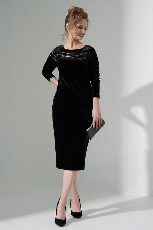Костюм Костюм Euro Moda 494 
Состав: Платье: Спандекс-12%; Другие волокна-88%; Платье: ПЭ-100%;
Сезон: Осень-Зима
Рост: 164

Костюм женский состоит из джемпера и юбки, выполнен из велюра. Джемпер пря