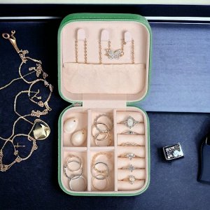Шкатулка для украшений 10*10*5 см (зеленый)