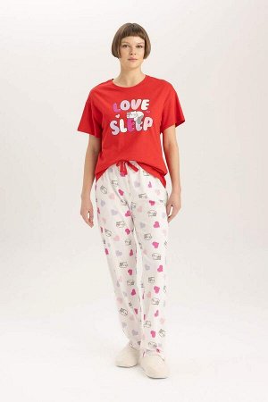 Пижамный комплект с короткими рукавами и принтом Fall in Love стандартного кроя
