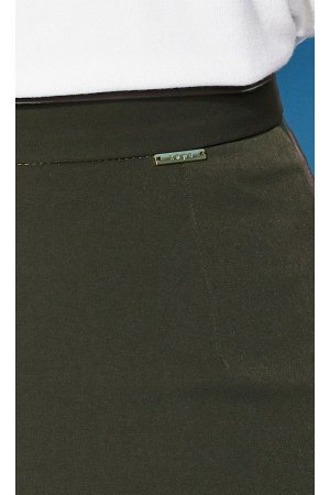 1кк Юбка ZAPS Ela Цвет 051   2014/2015 Kolekcja jesien - zima
Классическая юбка на подкладке из приятной материи.
Благодаря эластичности материала хорошо садится по фигуре, не мнётся.
Шлица. Застёгива