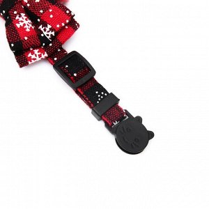 Ошейник текстильный со снежинками и бубенчиком, 30 х 1 см, красно-чёрный