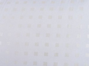 Подушка "Лебяжий пух" тик 48*68 (600г)леб.пух, атл.кант,отстрочка,лента,сумка(Н)