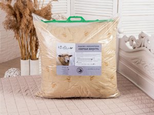 Подушка "Овечья шерсть"  п/э 48*68 (550г)полиэфирное волокно,стег,пакет с пл.ручкой(Н)