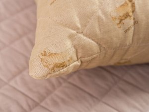 Подушка "Овечья шерсть"  п/э 48*68 (550г)полиэфирное волокно,стег,пакет с пл.ручкой(Н)