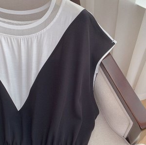 Женское платье с разрезом и короткими рукавами, черный/белый