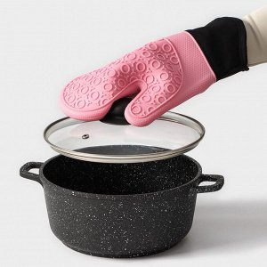 Рукавица для горячего с манжетой Доляна «Профи», силикон 29,5*18*1,5 см, розовая