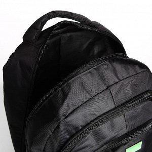 Рюкзак мужской на молнии, 4 наружных кармана, цвет чёрный/зелёный