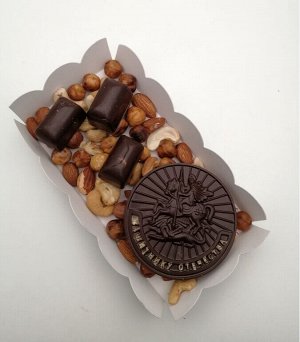 Набор "Медаль с конфетами" на орехах