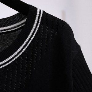 Женская трикотажная футболка с перфорацией, черный | ХЛОПКОВЫЕ ФУТБОЛКИ ...