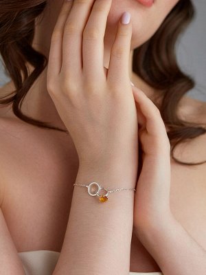 Нежный и оригинальный браслет «Баккара» с гранёным коньячным янтарём