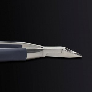 Кусачки педикюрные «Premium», скрытая пружина, прорезиненные ручки, 12,3 см, длина лезвия - 13 мм, цвет серебристый/серый