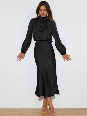 Женское легкое платье с длинным рукавом