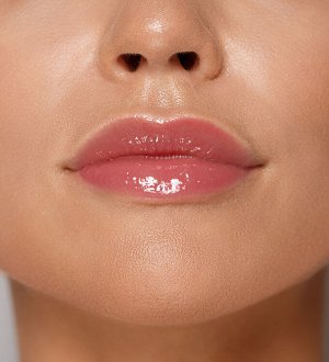 LuxVisage Блеск - плампер для губ LIP volumizer hot vanilla, тон 308 Spicy Rose