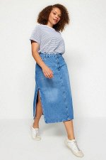Синяя джинсовая юбка-миди с разрезом