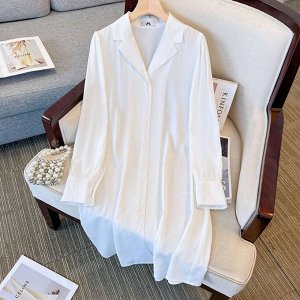 Женский комплект: удлиненная рубашка с V-образным вырезом + короткий сарафан на пуговицах, белый/черный