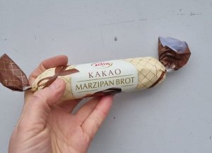 Конфета марципановая буханка с какао Zentis в шоколаде 100 г
