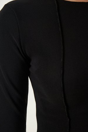 Черная укороченная блузка в рубчик с окантовкой SF00013