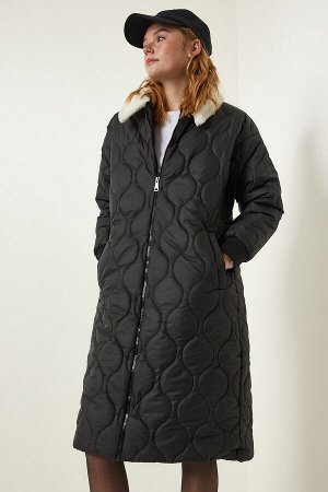 Черное стеганое пальто с меховым воротником DD01290