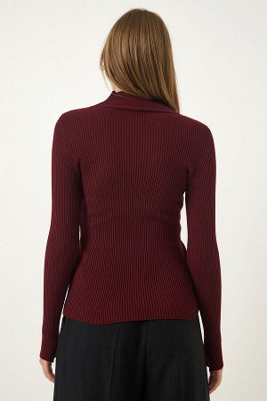 Бордово-красный трикотажный свитер в рубчик с высоким воротником и вырезами FN03165