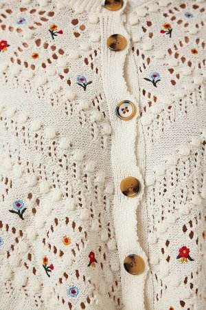Кремовый сезонный трикотажный кардиган с цветочной вышивкой и текстурированной вышивкой ES00147
