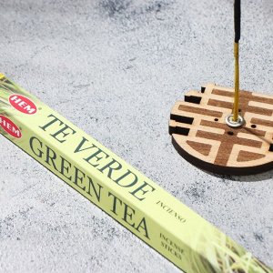 Благовония "HEM Green Tea" (Зелёный Чай), четырехгранник, 8 палочек