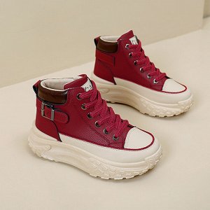 Женские ботинки на шнурках