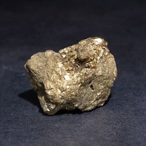 Камень коллекционный сувенирный «Жеода золотая», 6x6x4 см