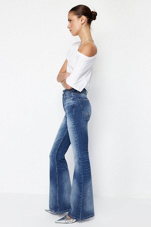 Синие джинсы-клеш с высокой талией More Sustainable