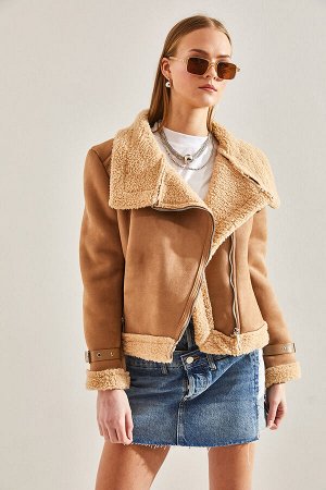 Женское замшевое ламинированное пальто с тремя ремнями