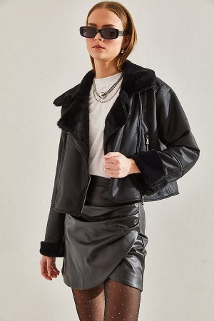 Женское меховое пальто из ламинированной кожи 2243 60101006