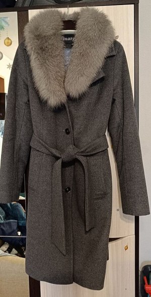 Продам зимнее женское пальто