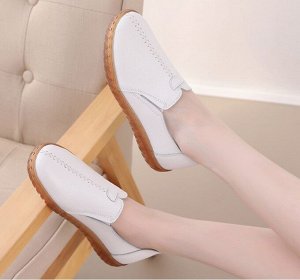 Женские туфли с продольным швом, закрытые, цвет белый