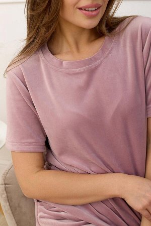 Костюм. Цвет: Лиловый