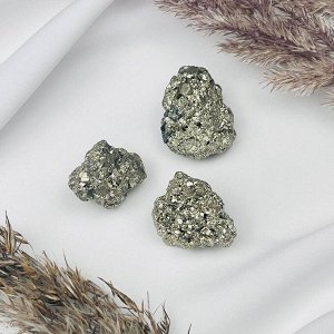 Кристалл Пирита