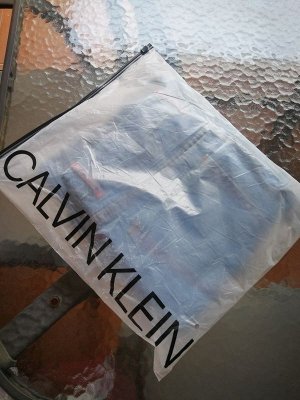 Шорты женские джинсовые Calvin Klein