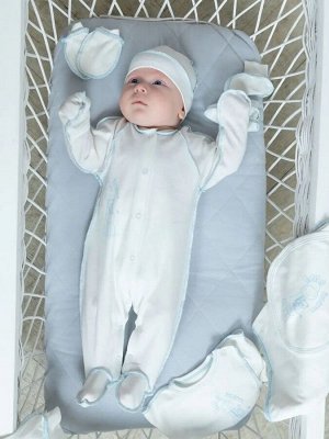 Комплект для новорожденного с комбинезоном 8 предметов цвет Голубой (Жираф)