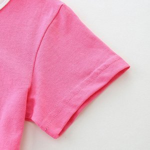 Детская розовая футболка с принтом