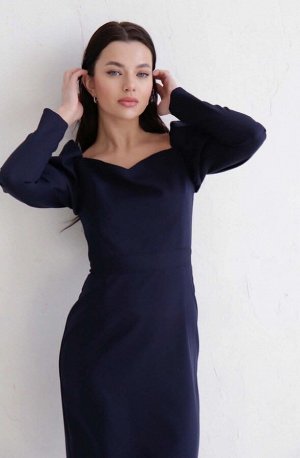 Платье с открытыми плечами тёмно-синее