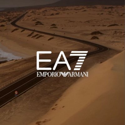 Новые костюмы и футболки EA7 со скидками до -40%