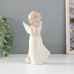 Сувенир керамика "Девочка-ангел в платье с узорами со сложенными руками" 6х8х16,5 см